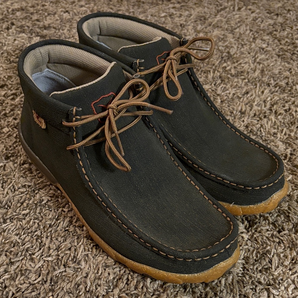 Twisted X Moc